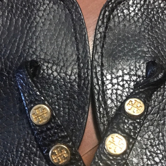COPY - Tory burch thong sandal - Picture 2 of 3
